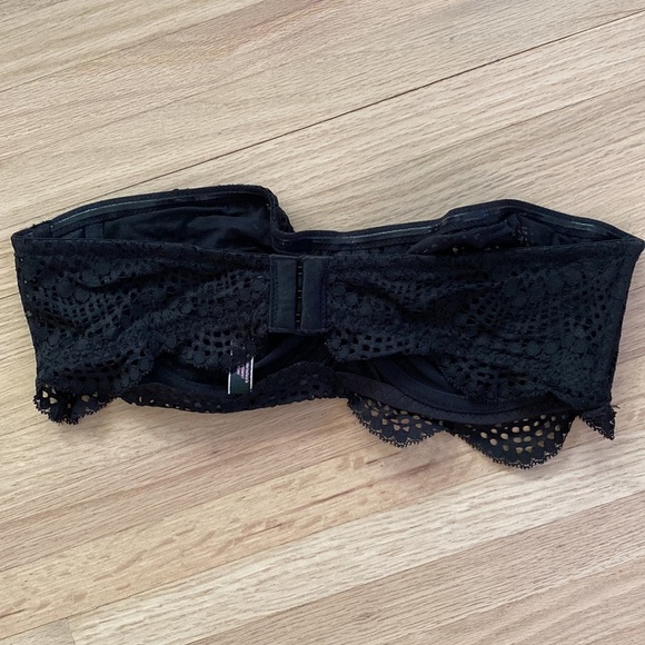 Victoria’s Secret Strapless Eyelet Bra - Picture 3 of 5
